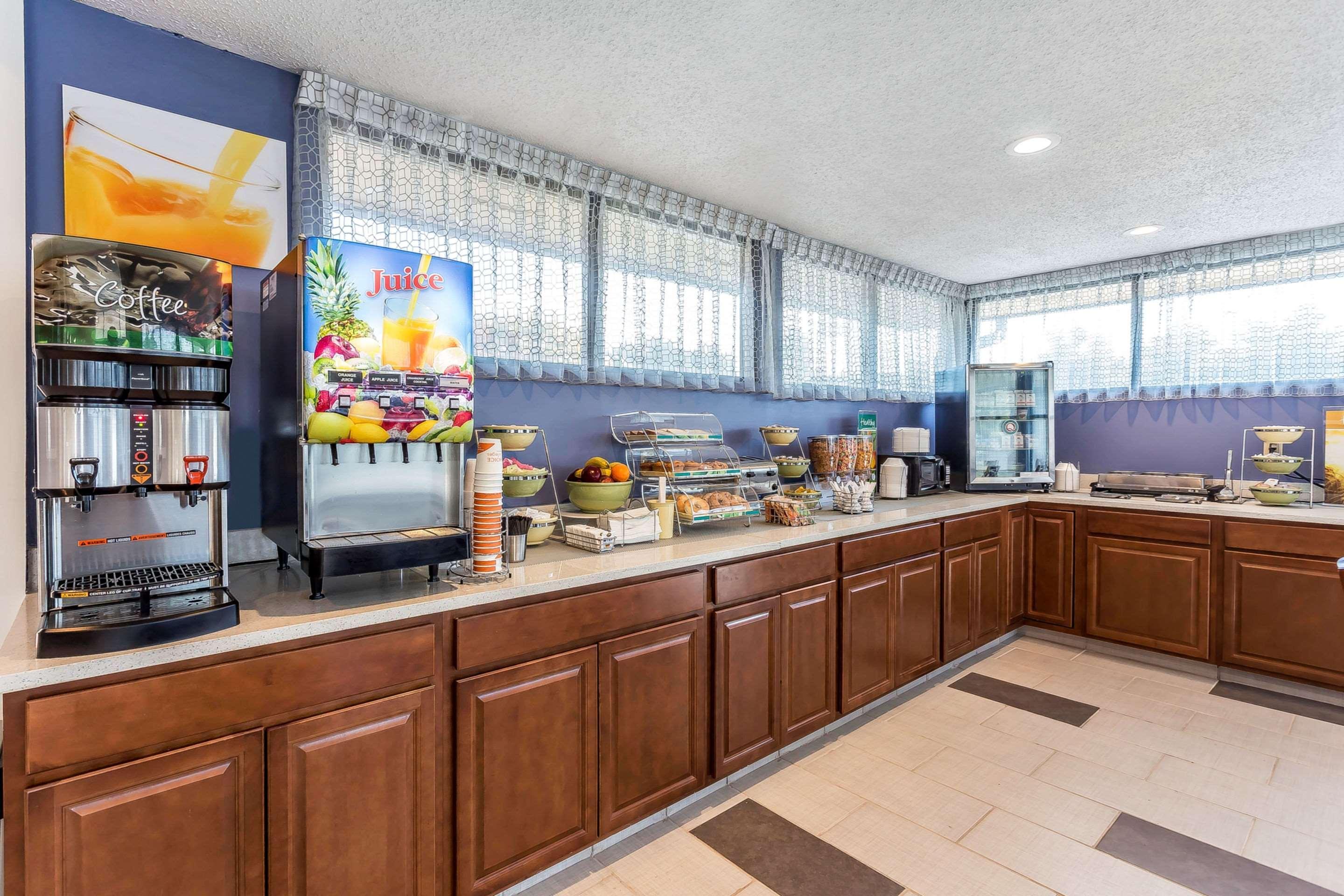 Quality Inn Aberdeen Экстерьер фото