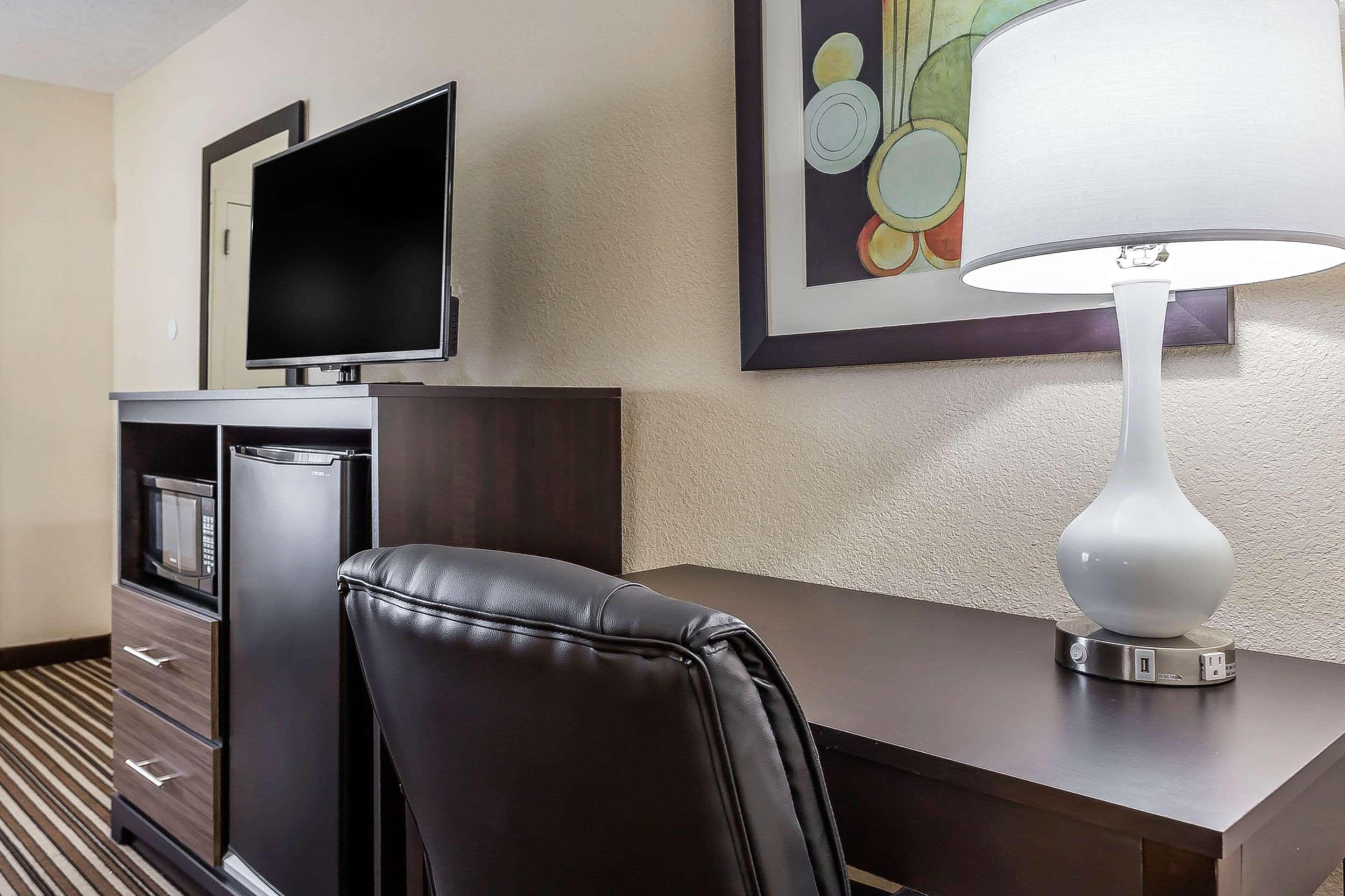 Quality Inn Aberdeen Экстерьер фото