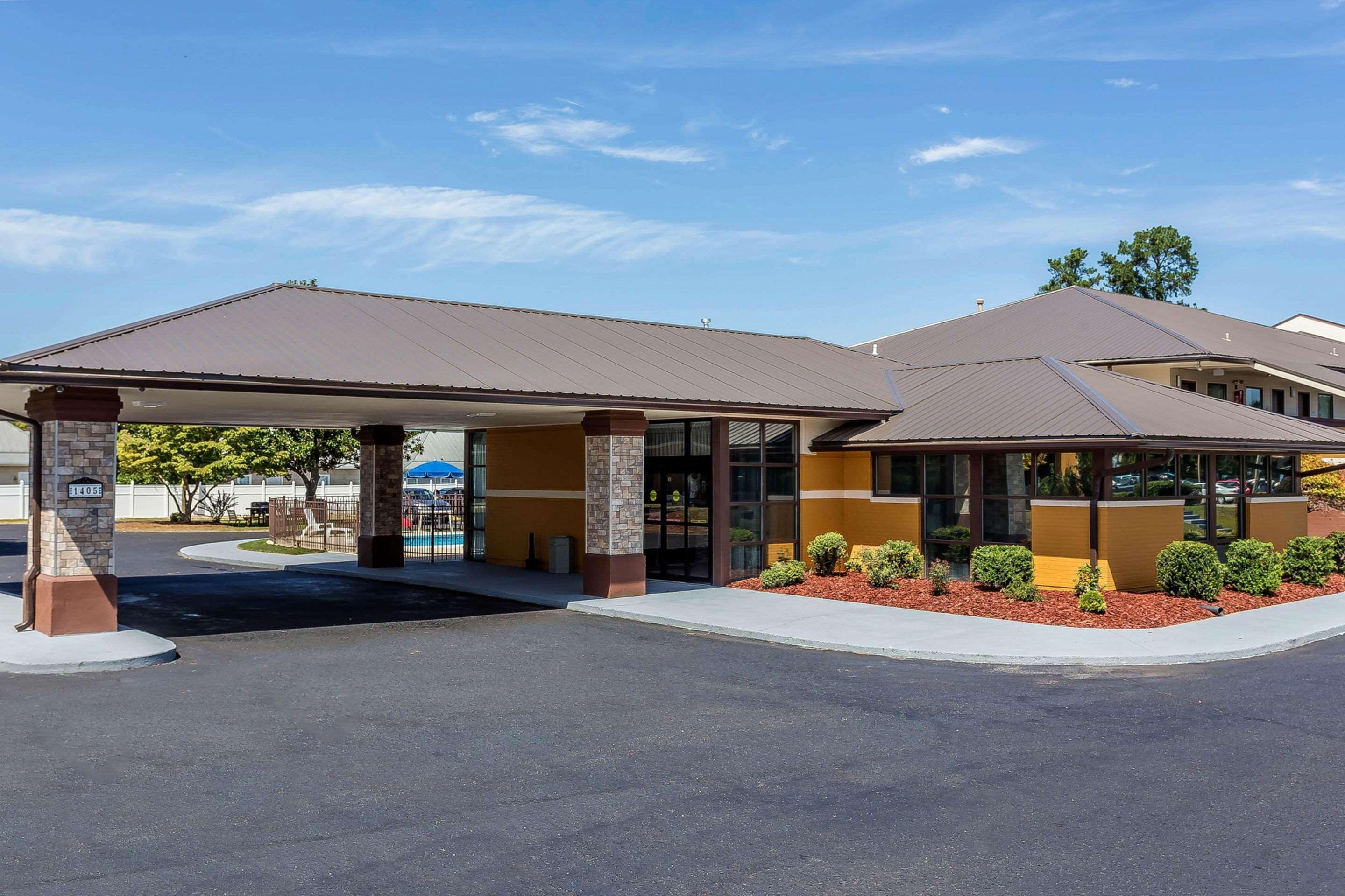 Quality Inn Aberdeen Экстерьер фото