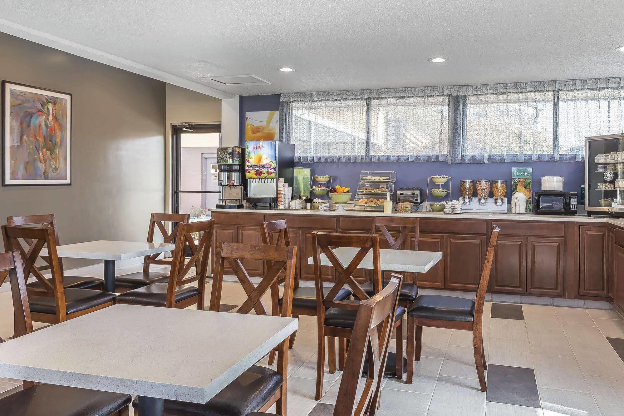 Quality Inn Aberdeen Экстерьер фото
